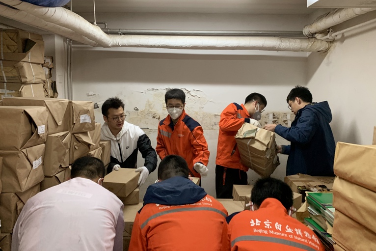 打扫库房1.jpg