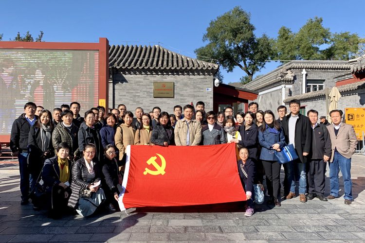 合影1.jpg